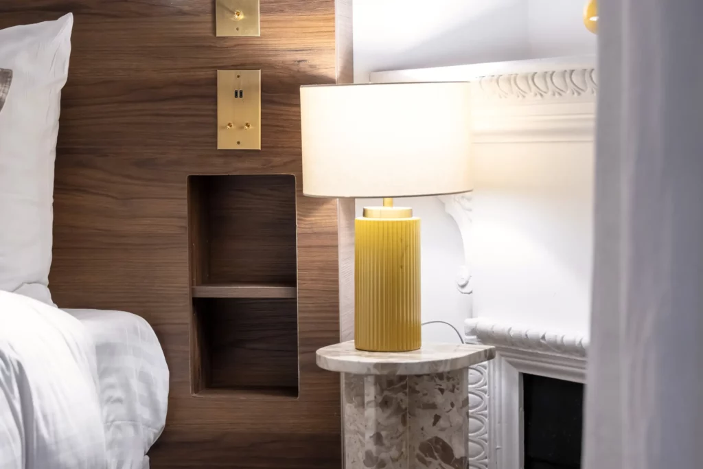 Les Lucioles 10 - photo 3