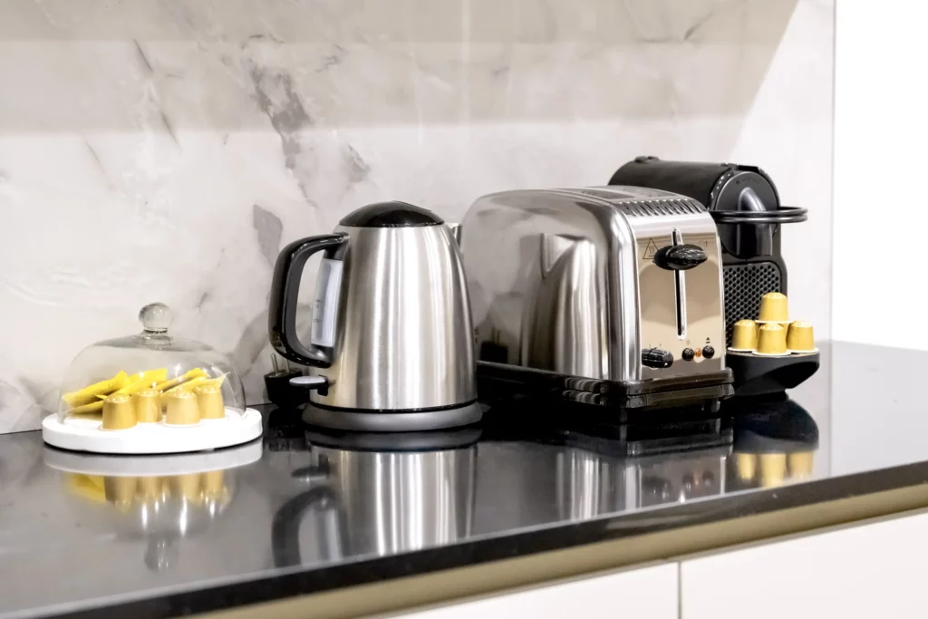 Les Lucioles 10 - photo 2