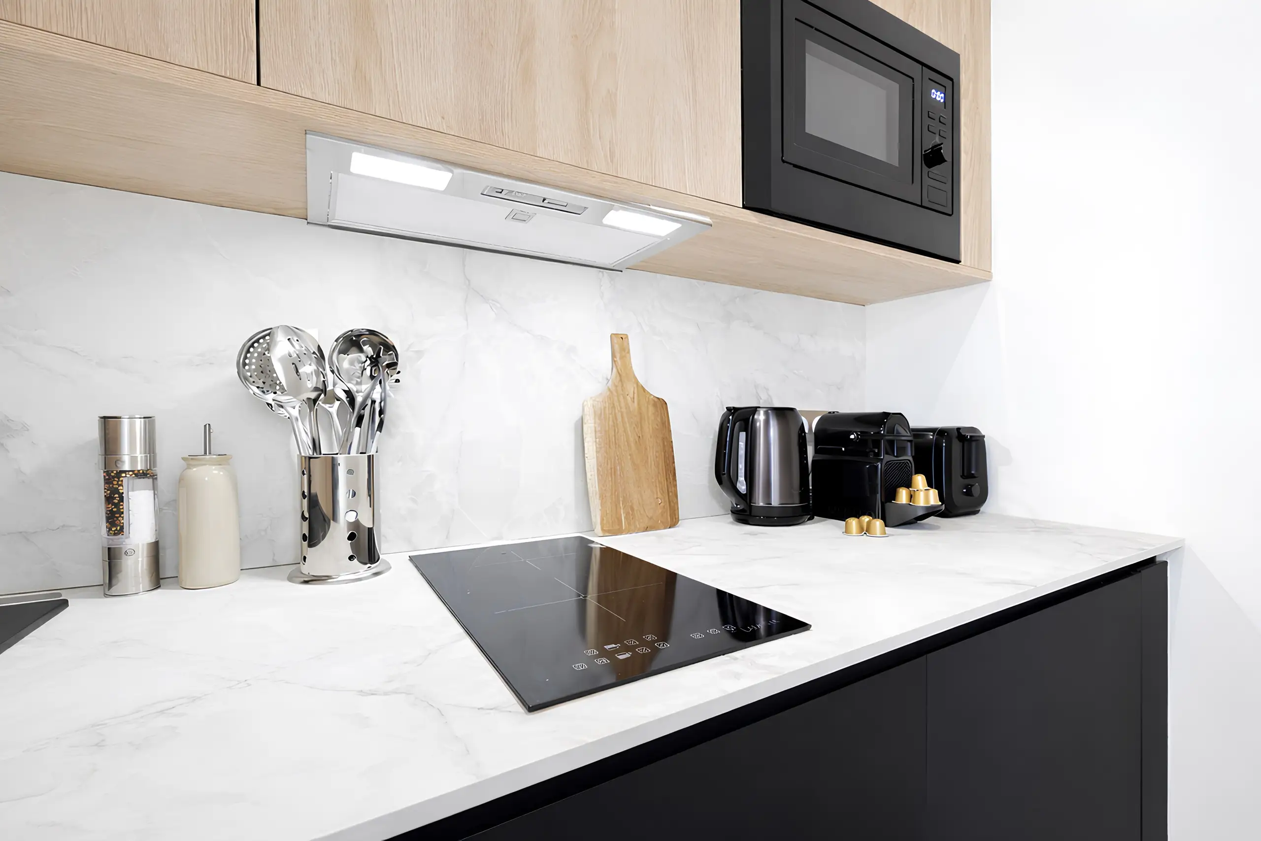 lucioles 3 - cuisine 4