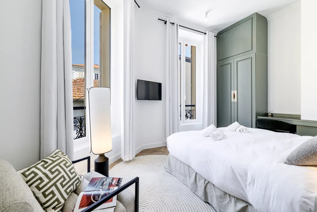 Les Lucioles 6 - photo 4