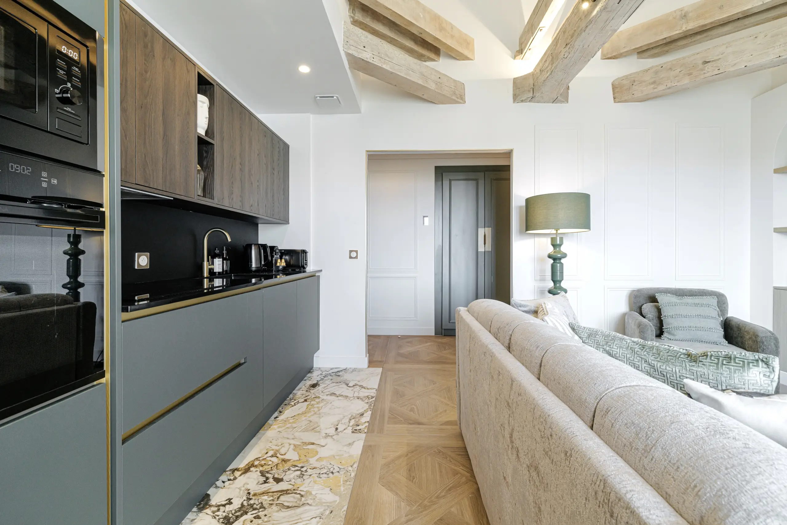 lucioles 9 - cuisine 2