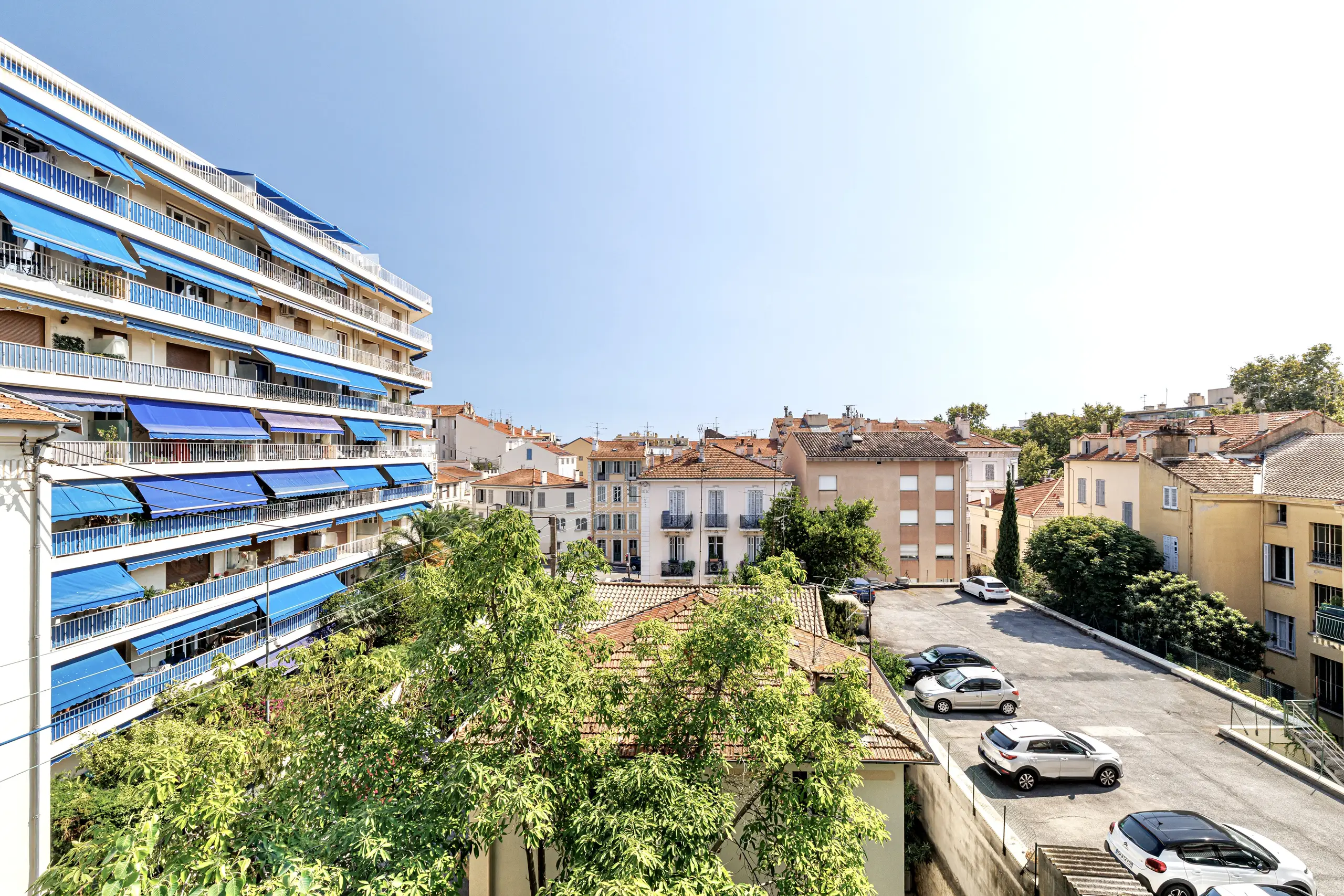 lucioles 9 - vue extérieure